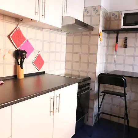 Riviera Beach 30 Apartment *